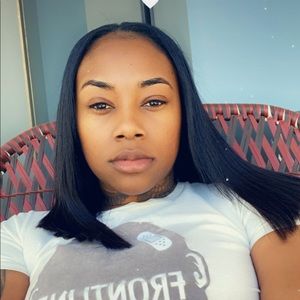 Meet your Posher, Coya